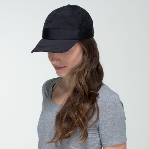 lululemon athletica Accessories - Rare Lululemon WhatSUP Hat Savasana Camo 20cmBlack